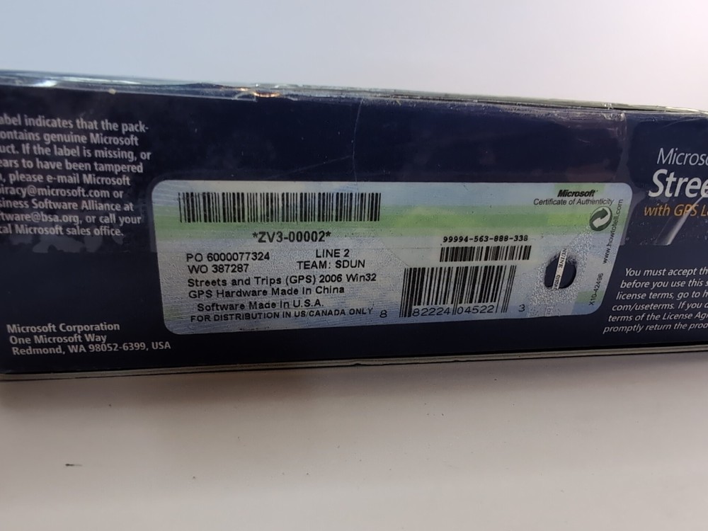 Microsoft Streets & Trips 2006 w/GPS Locator Navigation Software for PC.
