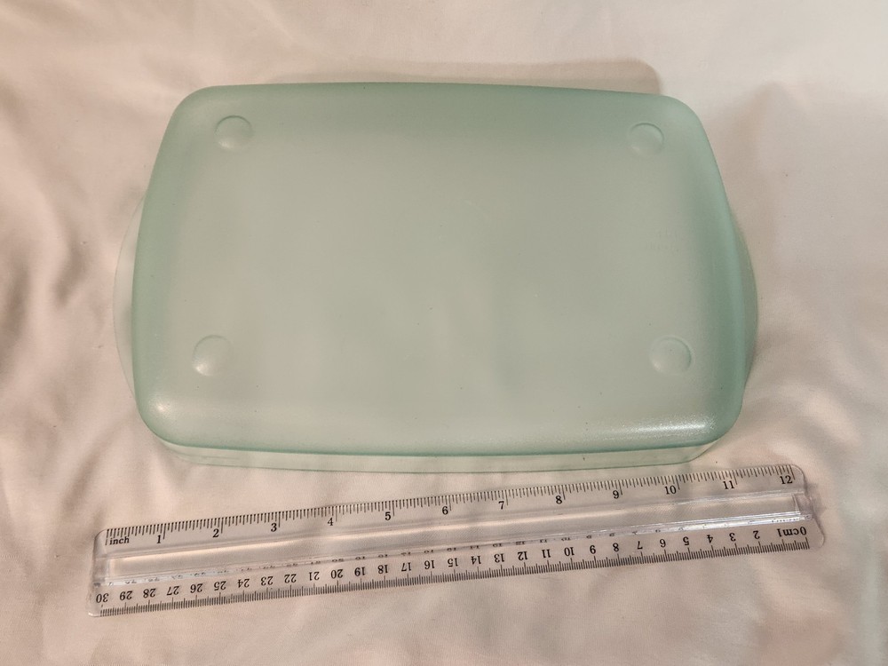 10" 6 Cup Container Replacement Vintage Tupperware 3381B-2