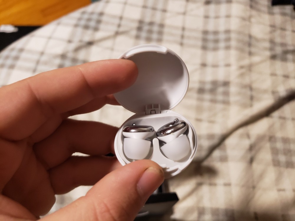 Loop Switch 2 Adjustable Ear Plugs Multi Mode Noise Relief Silver New