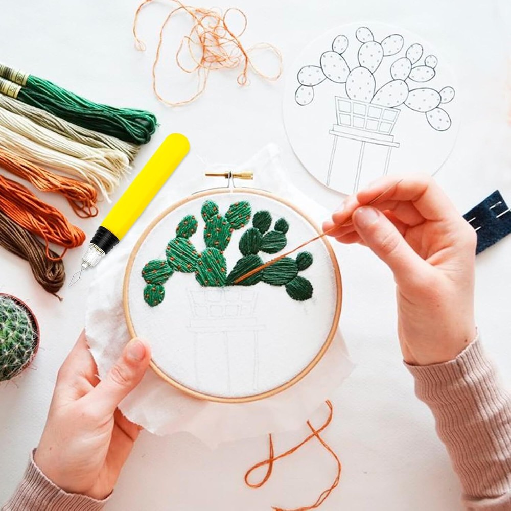 2pcs LED Needle Threader Sewing Tools Illuminated Threader Manual Threader Light