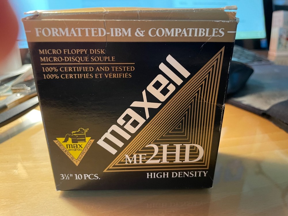 Maxell MF 2HD High Density Micro Floppy Disk 3.5" Formatted New - one.