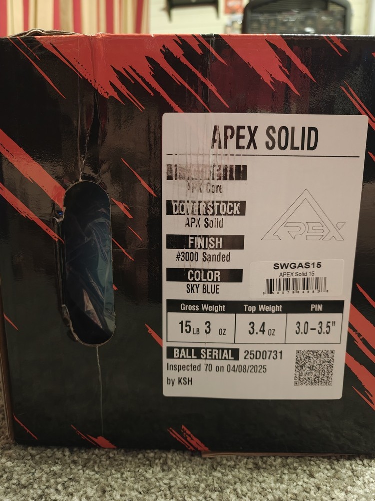 15# NIB Swag Apex Solid Bowling Ball