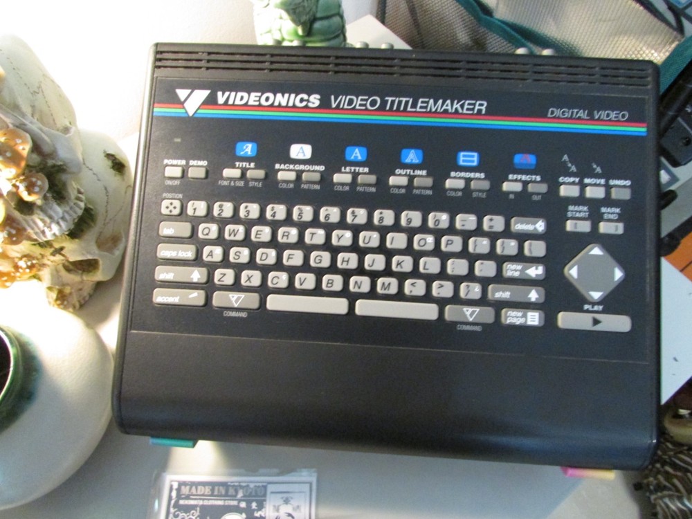 Videonics Video TitleMaker TM-1 — Digital Character Generator / 1992