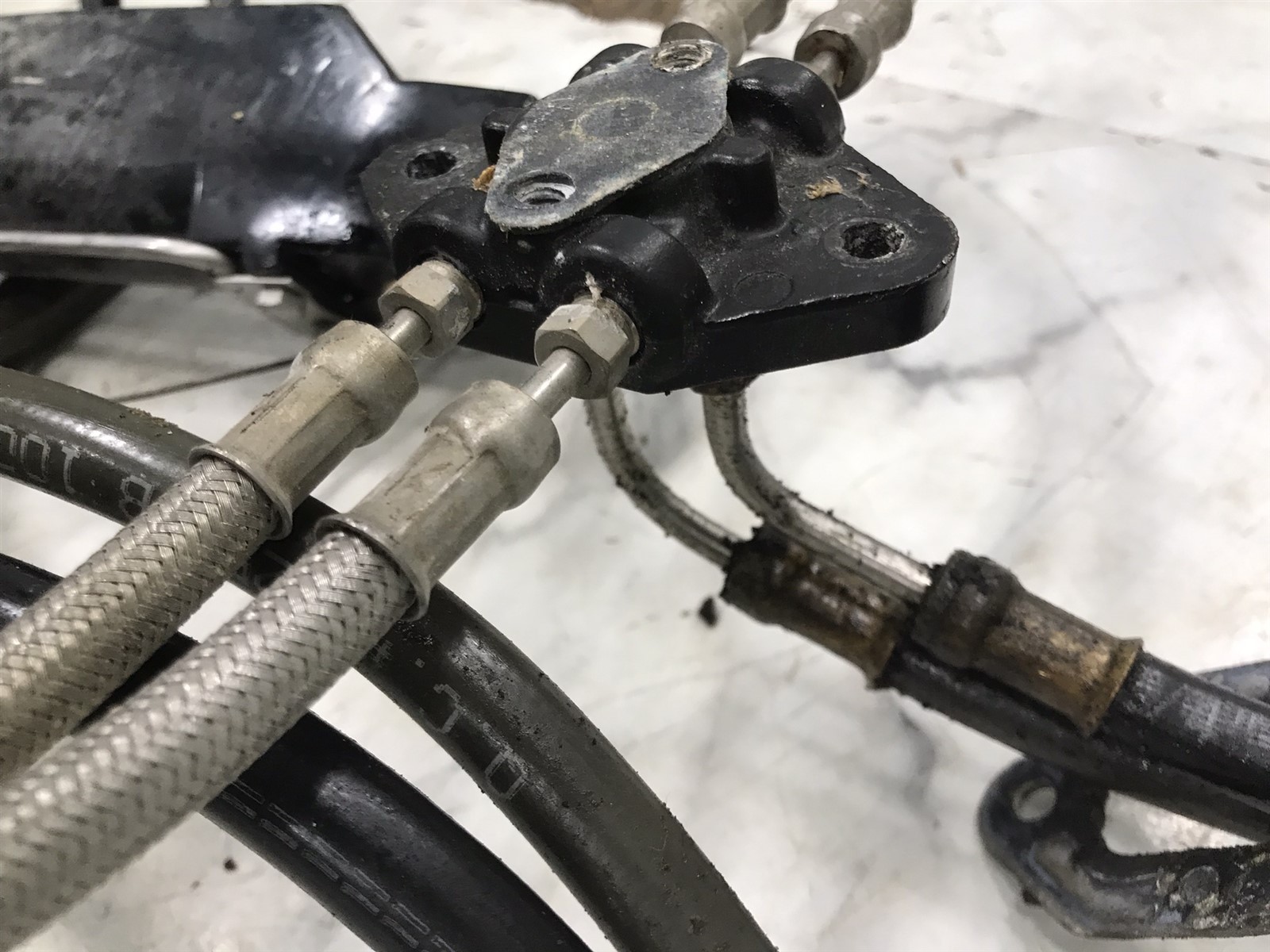 Mercury marine MerCruiser Alpha Bravo trim tilt lift hydraulic cylinders NO SALT