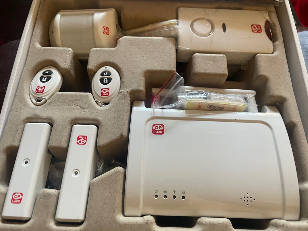 Oplink Alarm Shield Security System New/Open Box