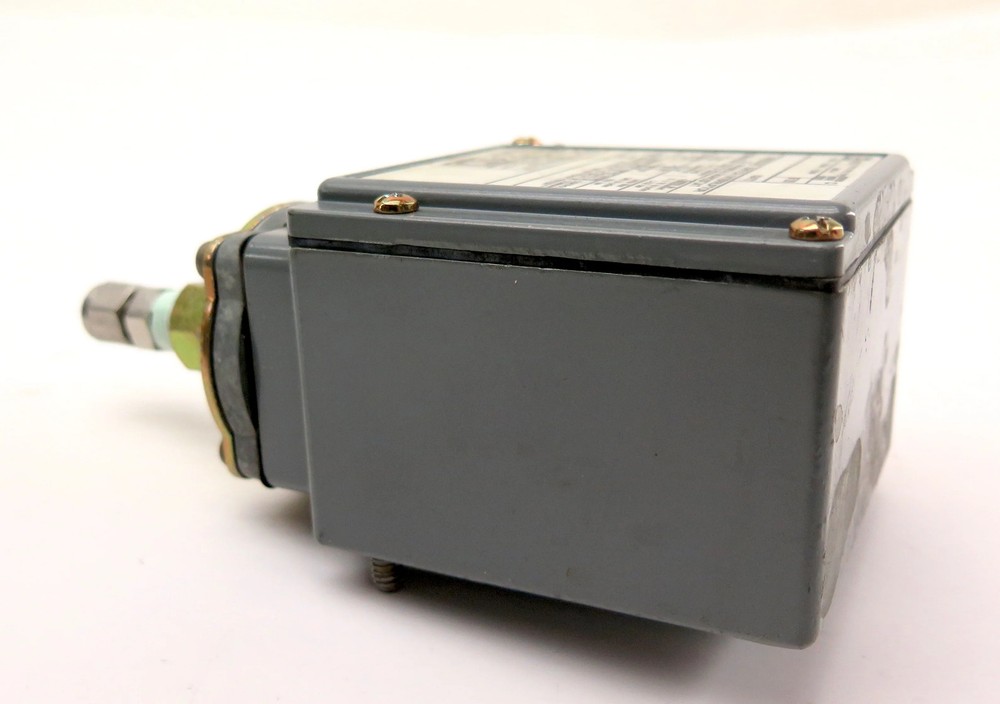 Square D GAW-4 Pressure Switch