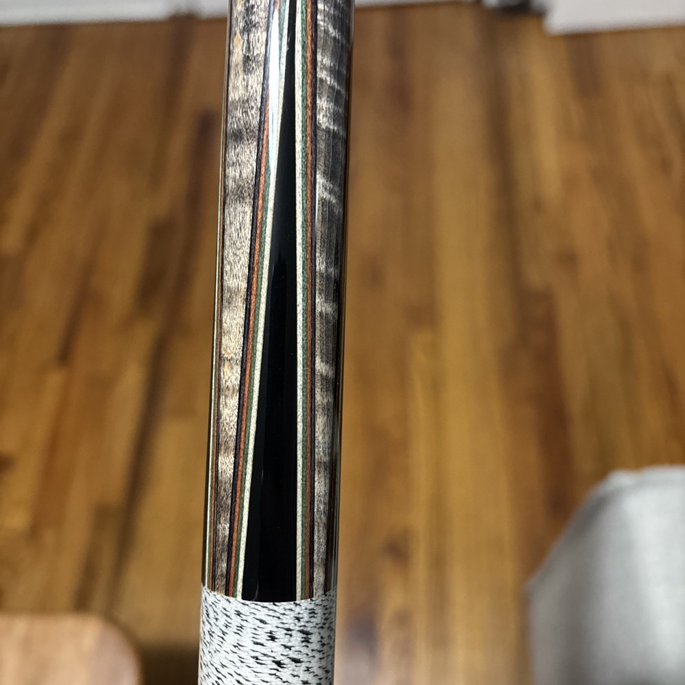 Meucci Sb-2 Pool Cue Mint Condition