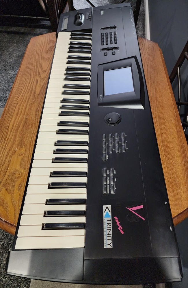 Korg Trinity V3 with MOSS black