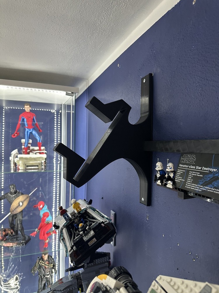 Wall Mount Display for Lego Star Wars UCS Venator