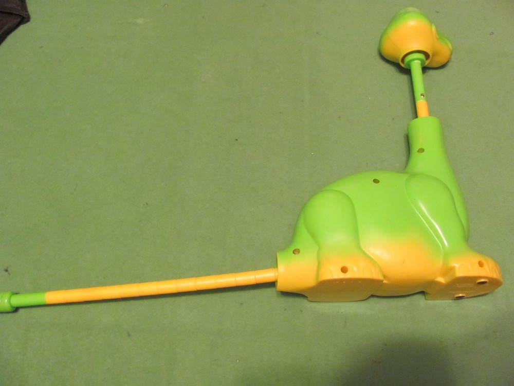 Vintage 1992 Parker Brothers Stack-A-Saurus - Dinosaurs Only.