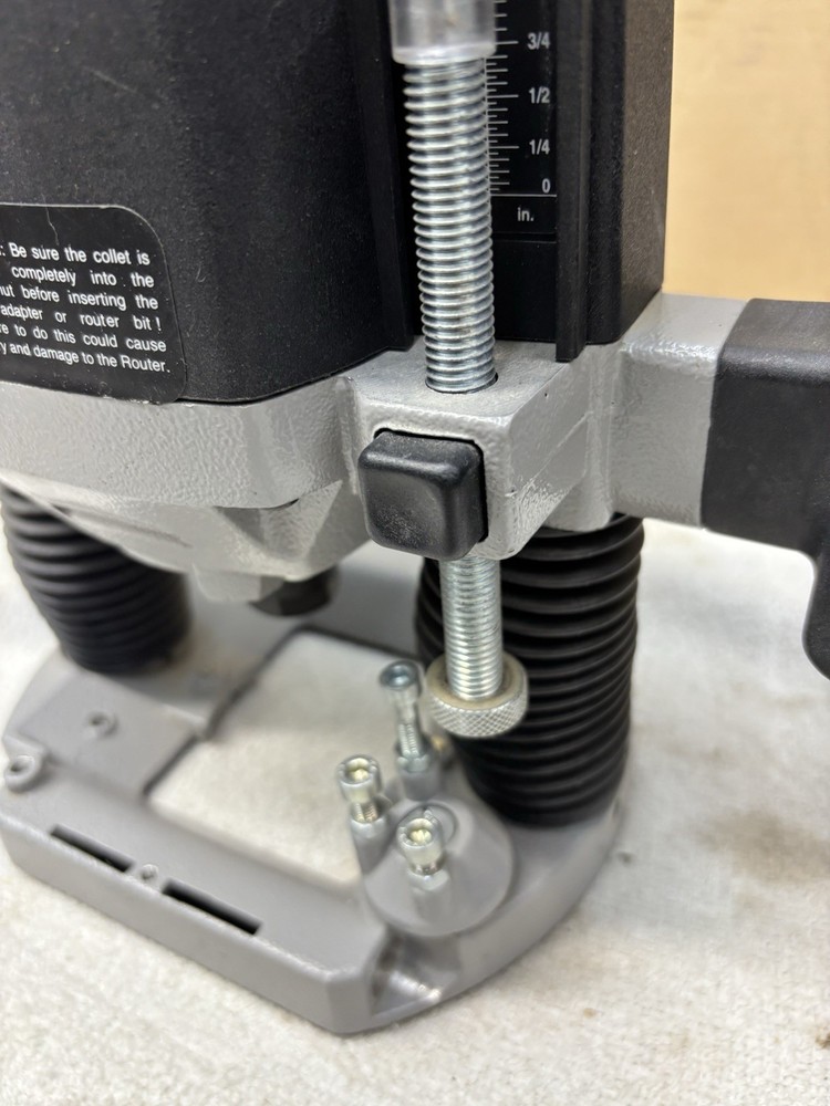 Freud Variable Speed Plunge Router Model FT-2000E tool professional Table Mount