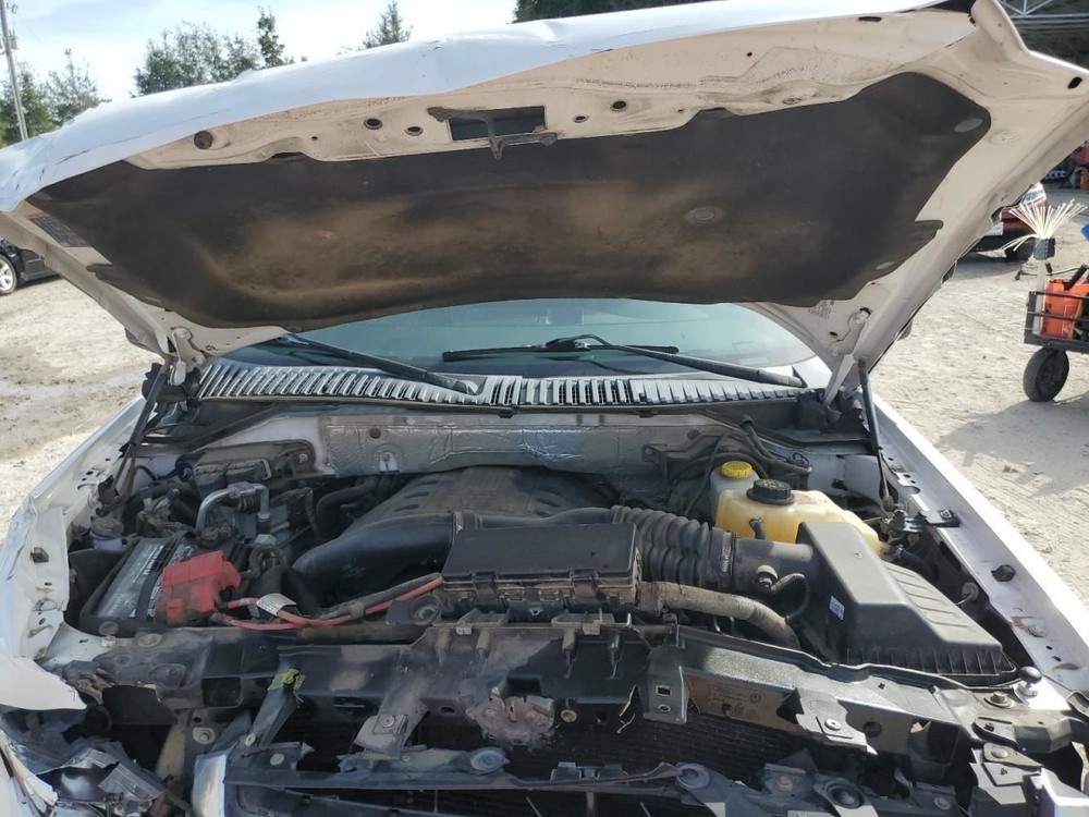 EXPEDITON 2017 Glove Box 4971066