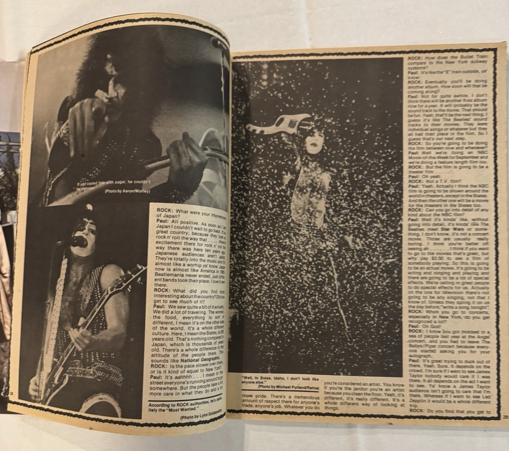 KISS ✨ VINTAGE AUCOIN ERA SPRING 1979 ROCK MANIA MAGAZINE ✨VERY NICE CONDITION ✨