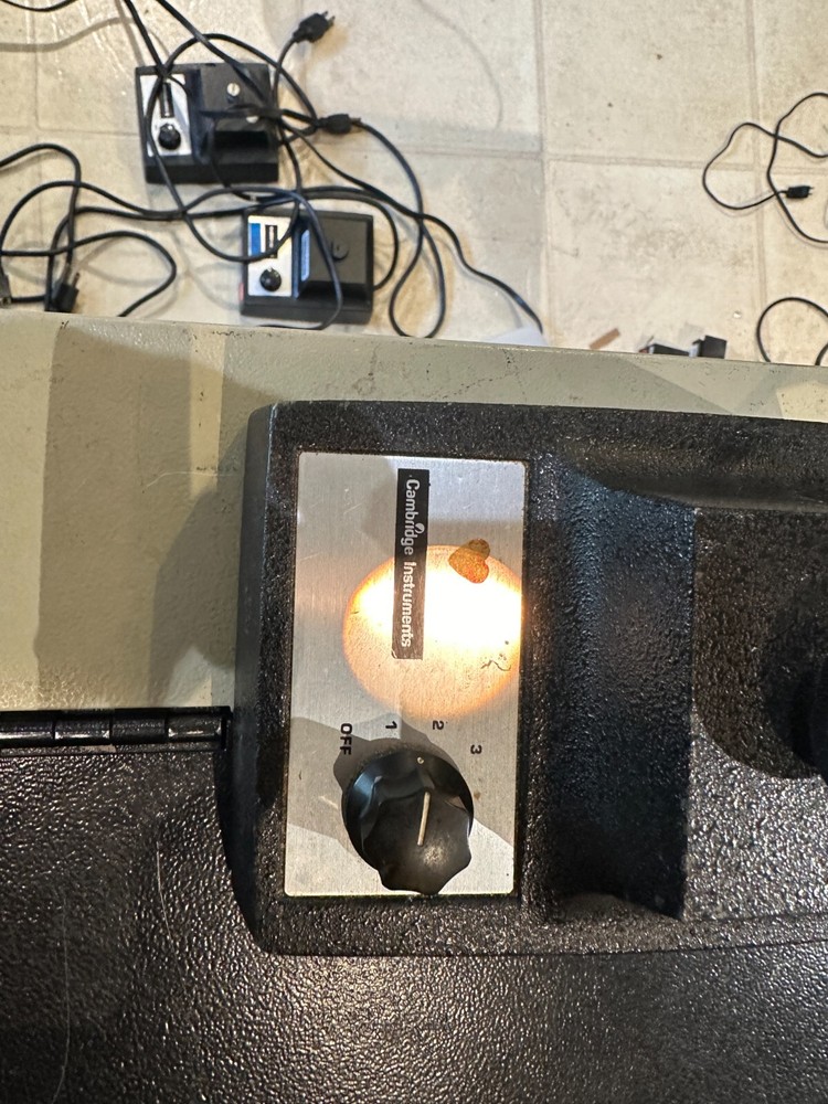 Cambridge Instruments 31-35-28 Transformer & Microscope Illuminator