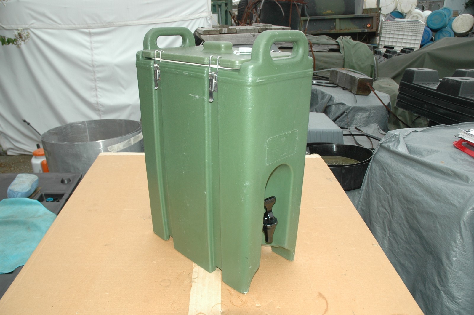 Cambro drinking/beverage container 500LCD