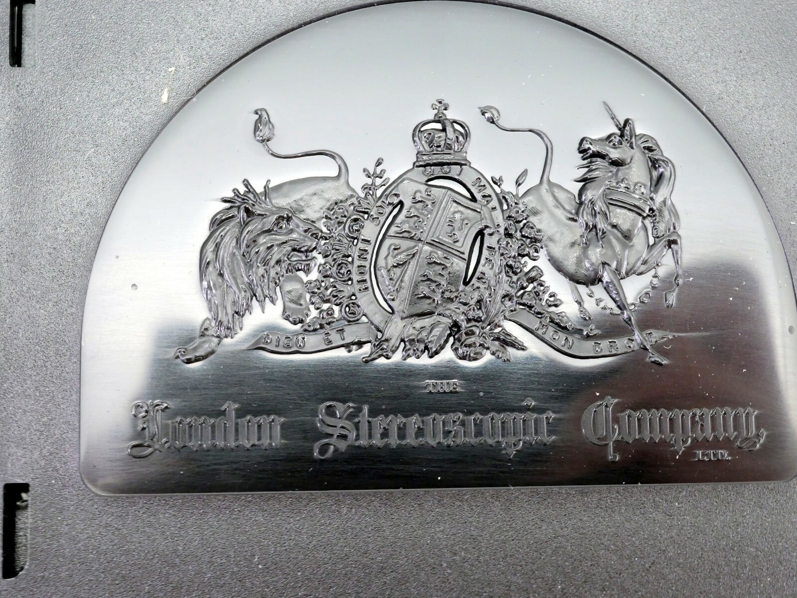 OWL Stereoscope 3d Viewer by Brian May - Improved Version 3 w/slip case