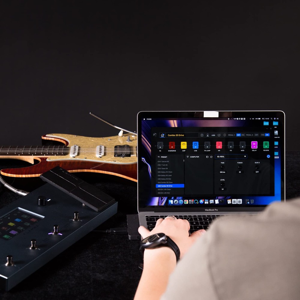 FLAMMA FX200 Multi Effects Guitar Processor | 5” LCD Touch Screen | MIDI Po