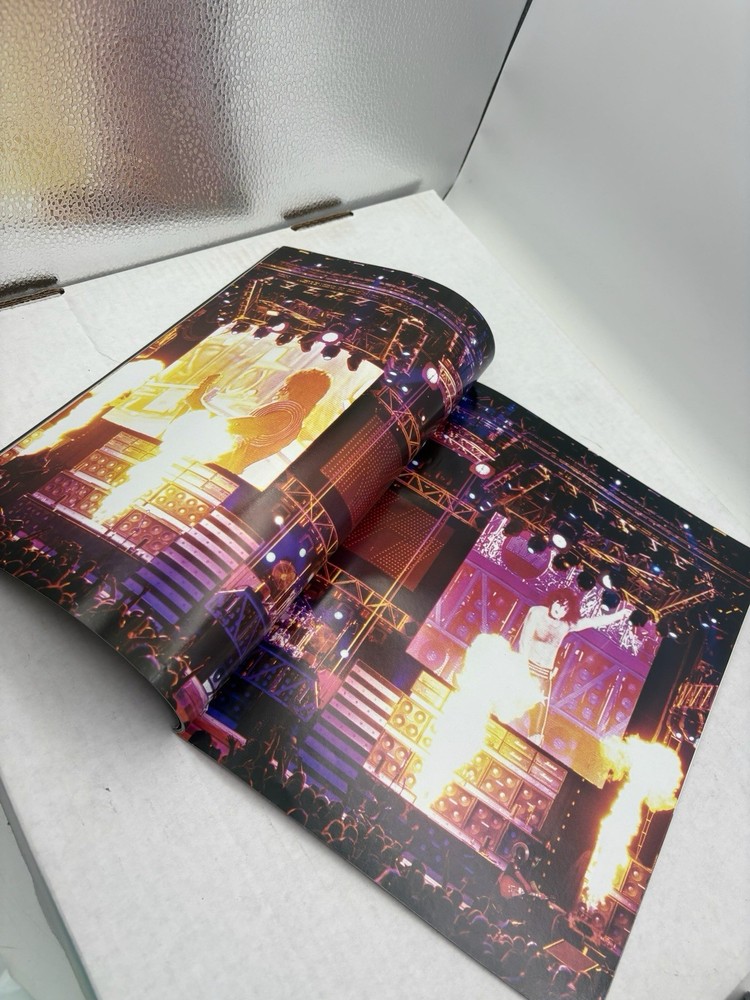 KISS Official Authorized Quarterly Magazine #1 - 1st Issue Collector's Edition