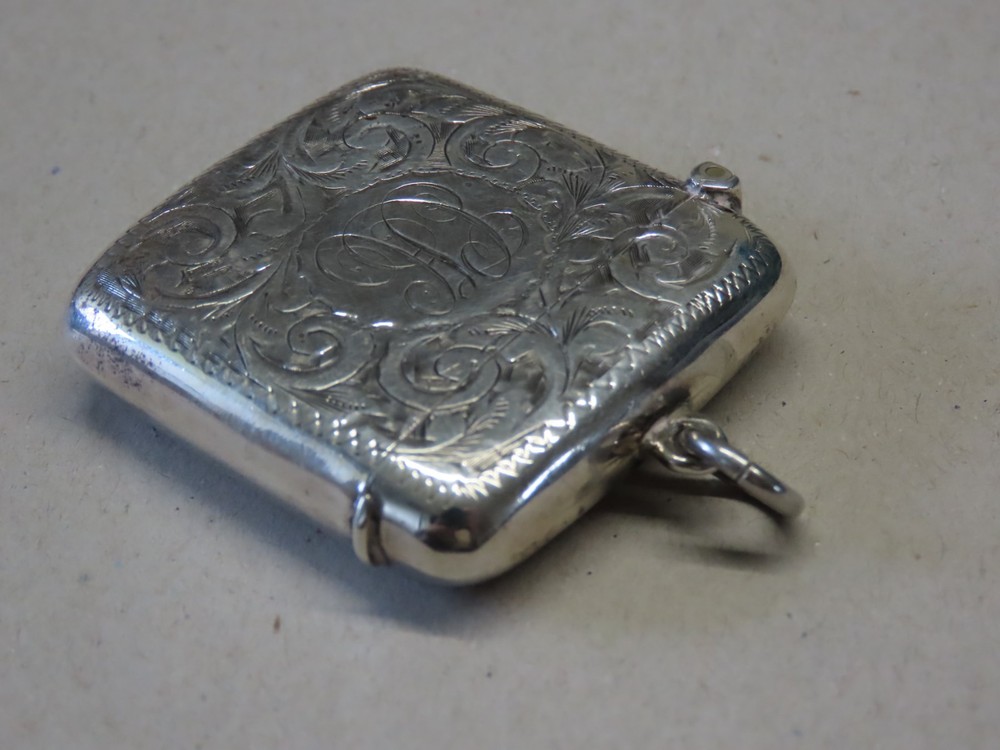 Solid silver vesta case, engraved pattern and initials