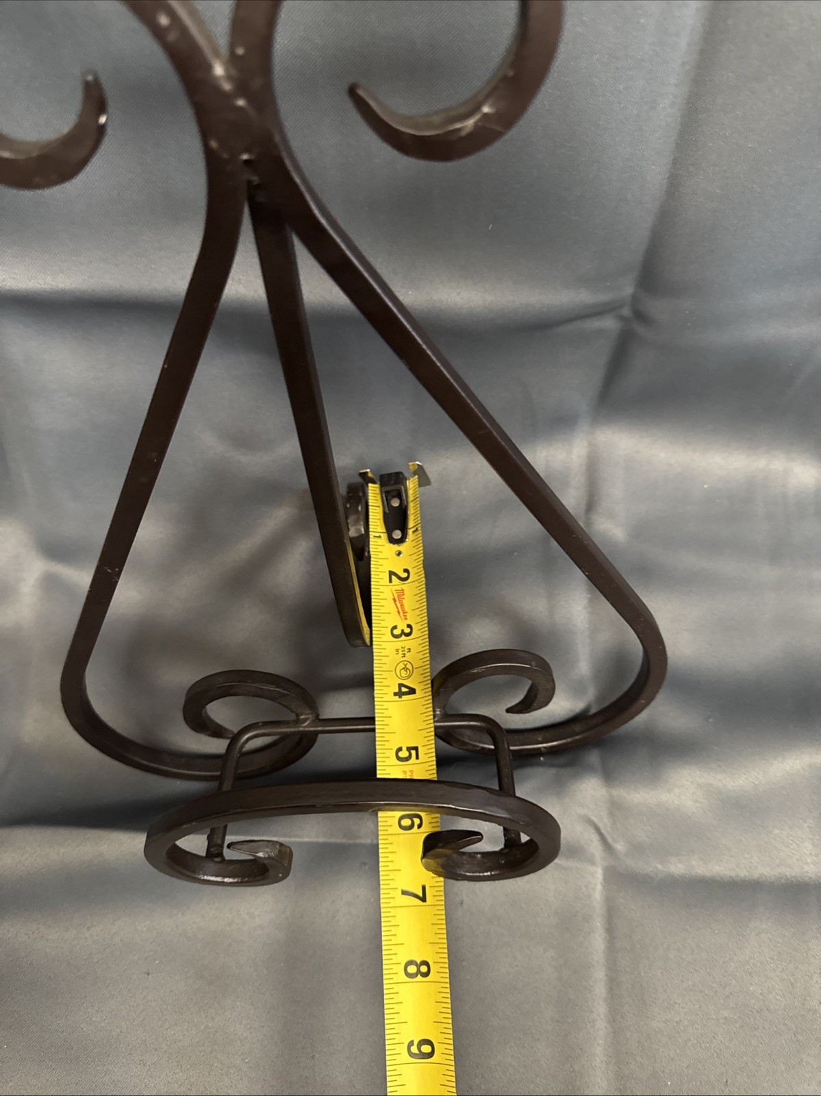 Vintage - Wrought Iron -Ornate Scroll Display Easel - Plate/Picture/Book/Artwrk