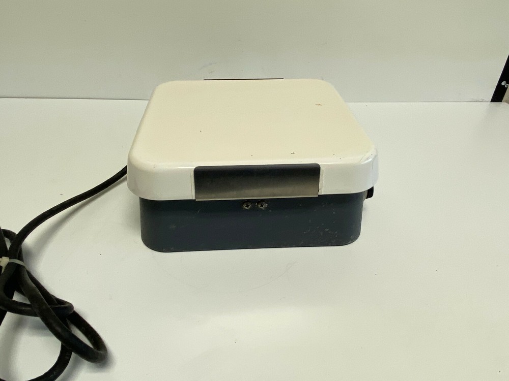 CORNING MAGNETIC STIRRER PC-103