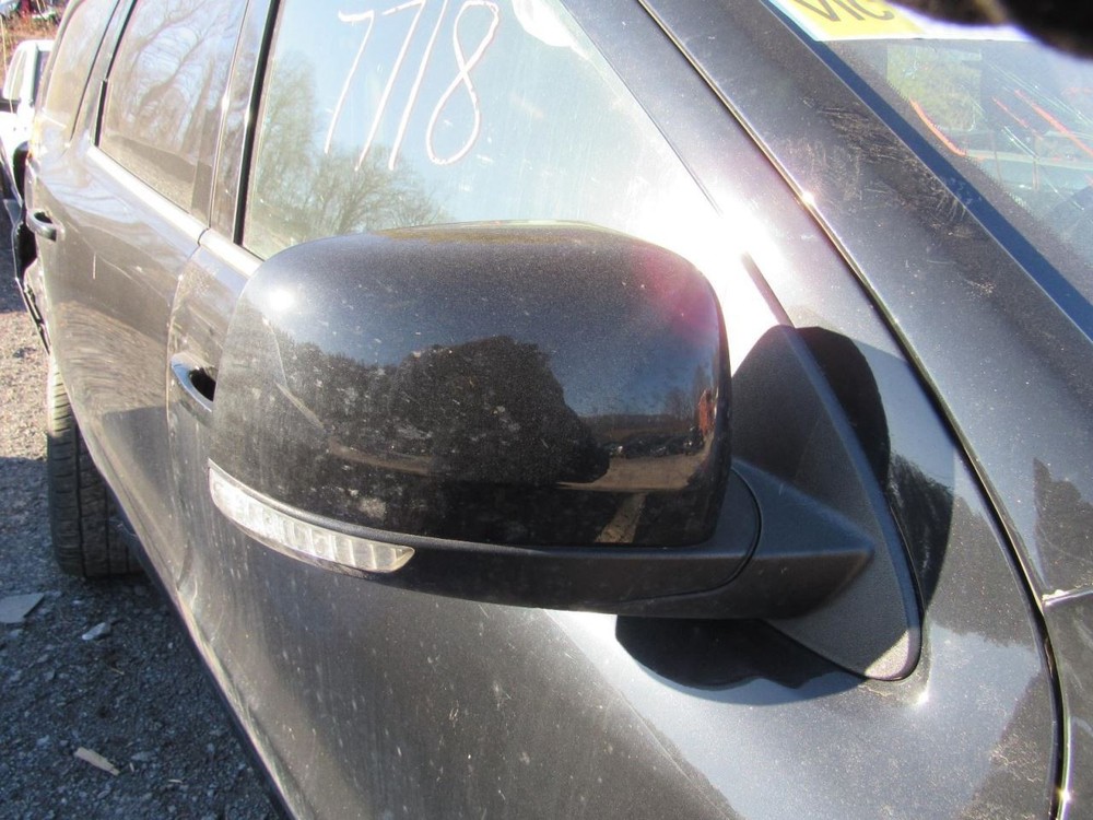 DURANGO 2018 Glove Box 1027892