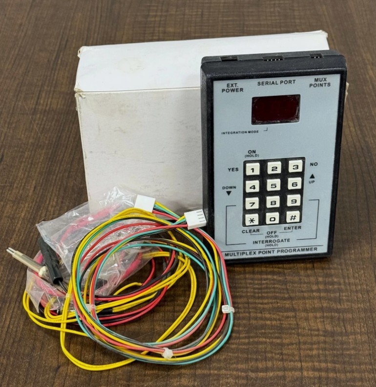 Radionics D5060 Hand Held Multiplex Programmer