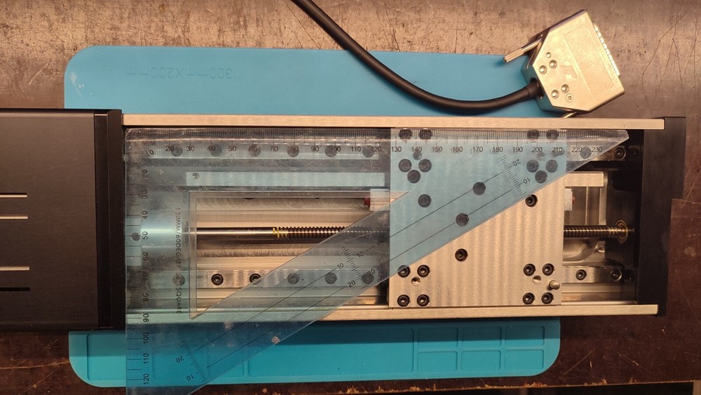 Newport motorized linear stage