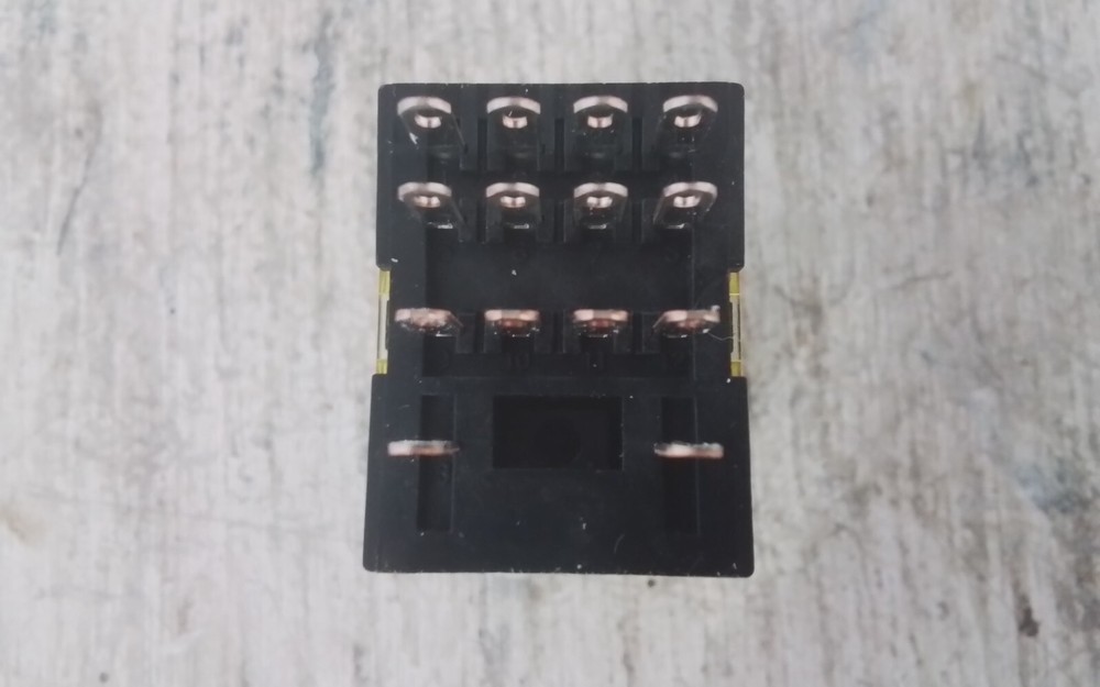 IDEC Relay RU4S-C-A110 (SP339)