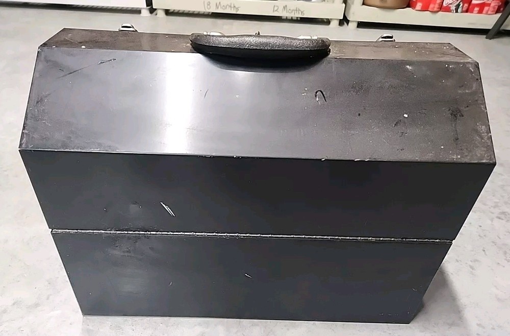 MAC tools toolbox, tool chest.