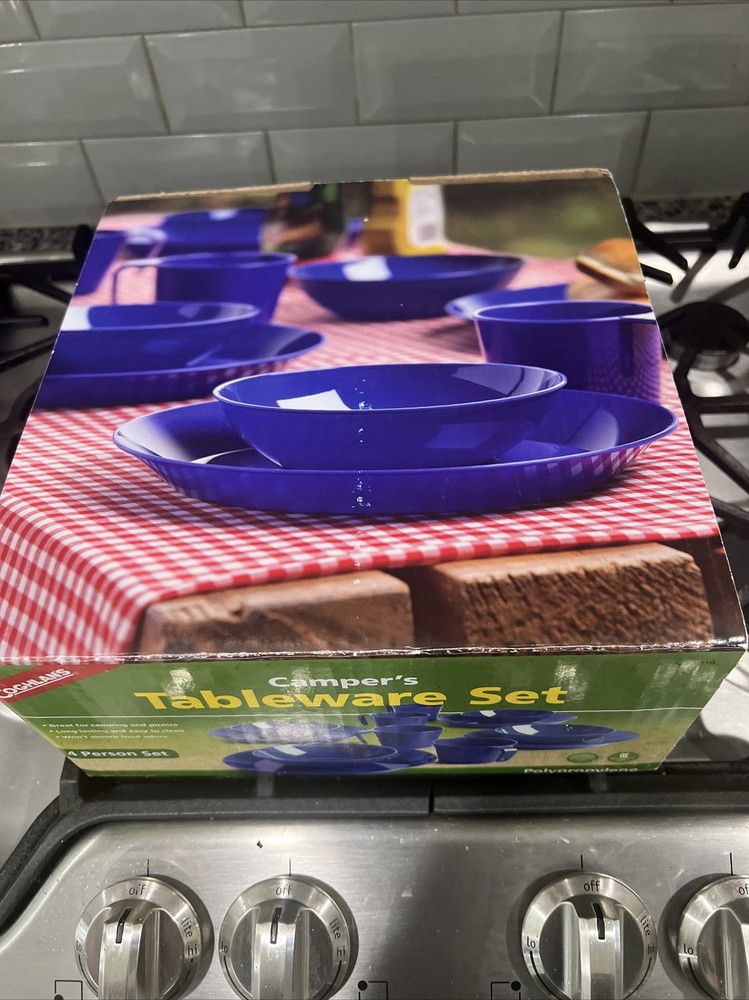 campers tableware set