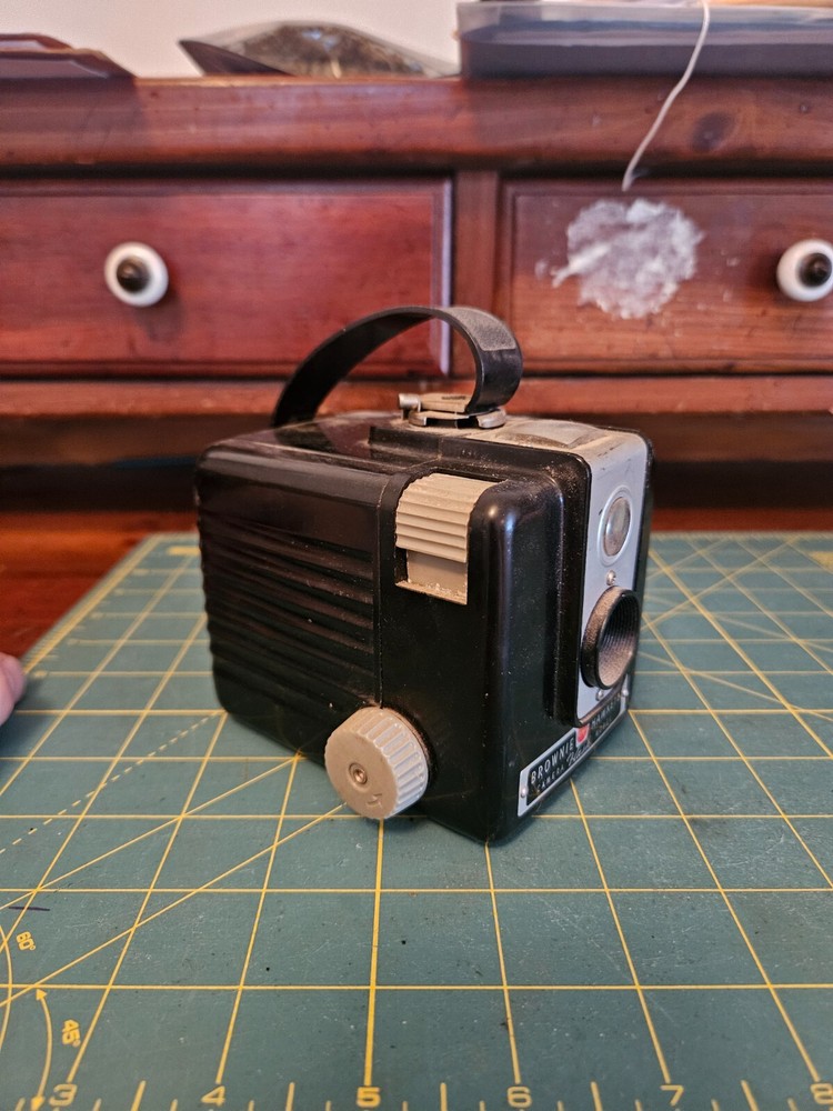 Early Version KODAK BROWNIE HAWKEYE Camera Flash Model