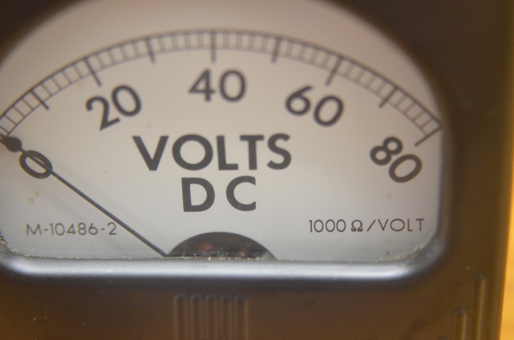 Simpson Voltmeter M-10486-2 0-80 (G-B)
