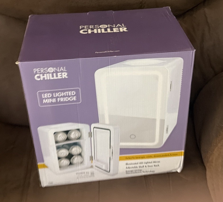 Personal Chiller Led Lighted Mini Fridge Cans