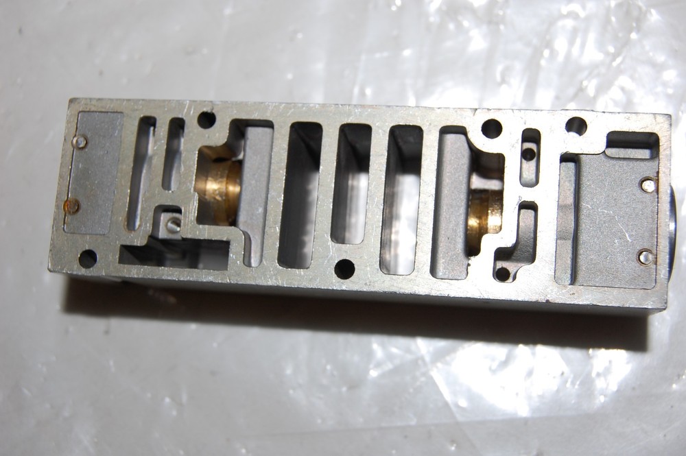 SMC NVVFS3000-20A-2 SPEED CONTROLLER