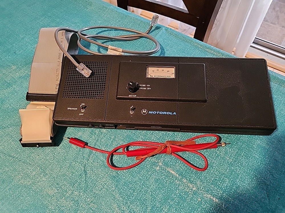 Motorola DC Amperes.  Comes with Meter & Control Cables & 1 Probe.  Untested