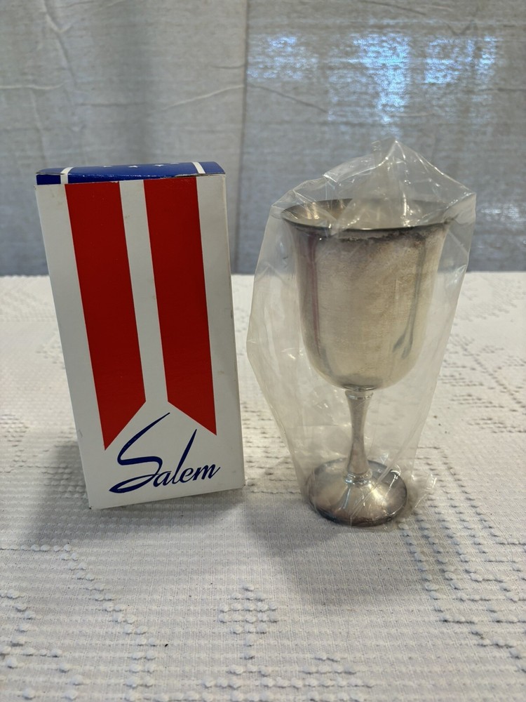 Vintage Salem Silversmiths 7” Silverplate Goblet