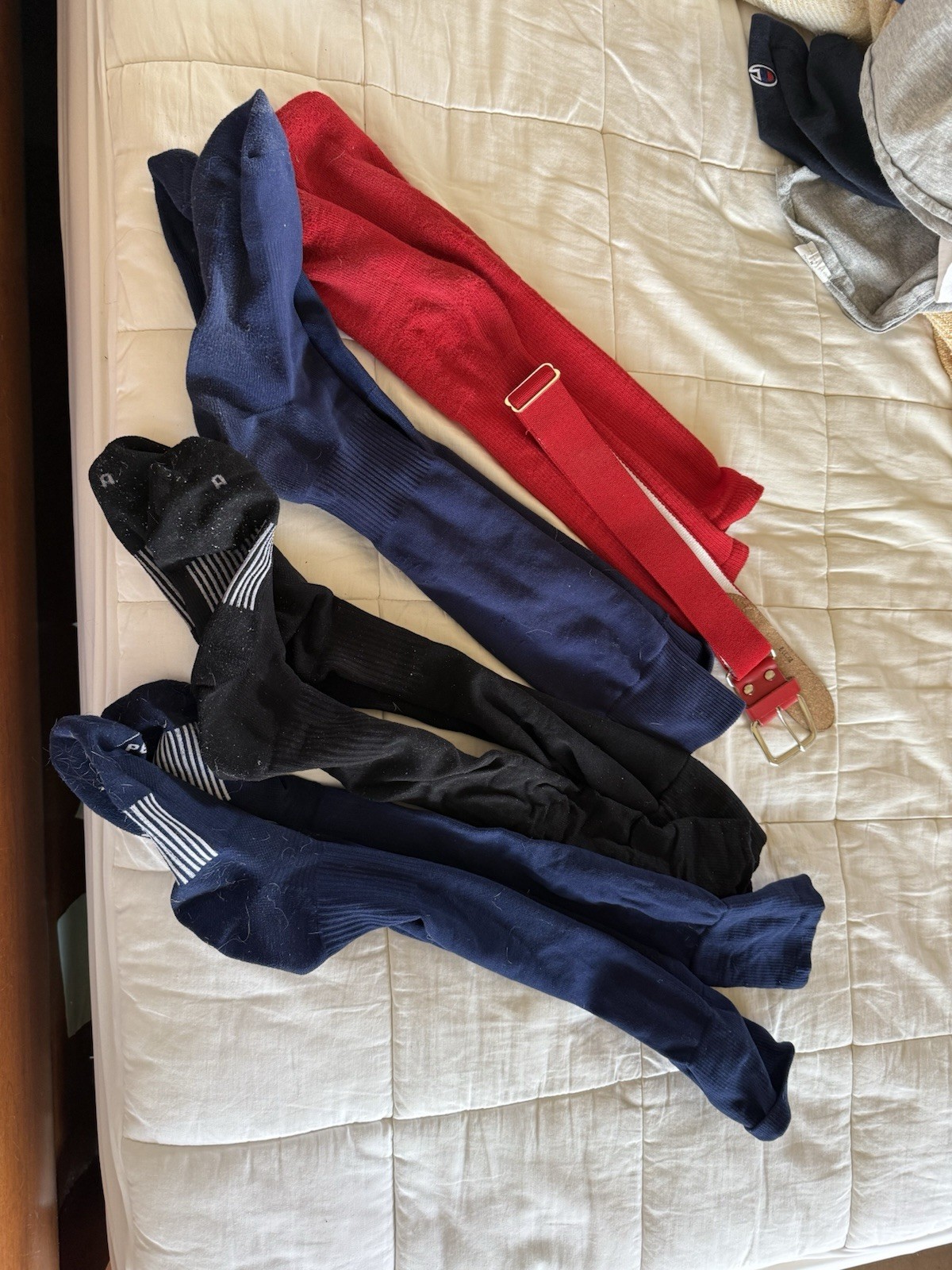 4 Baseball Shirts, 4 Pairs Socks And Belt- Men's Medium