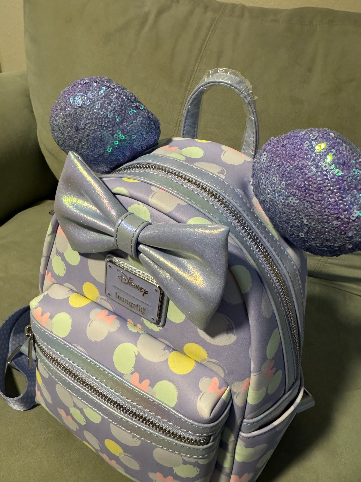NWT - Minnie Mouse Exclusive Iridescent All-Over Print Sequin Ear Mini Backpack