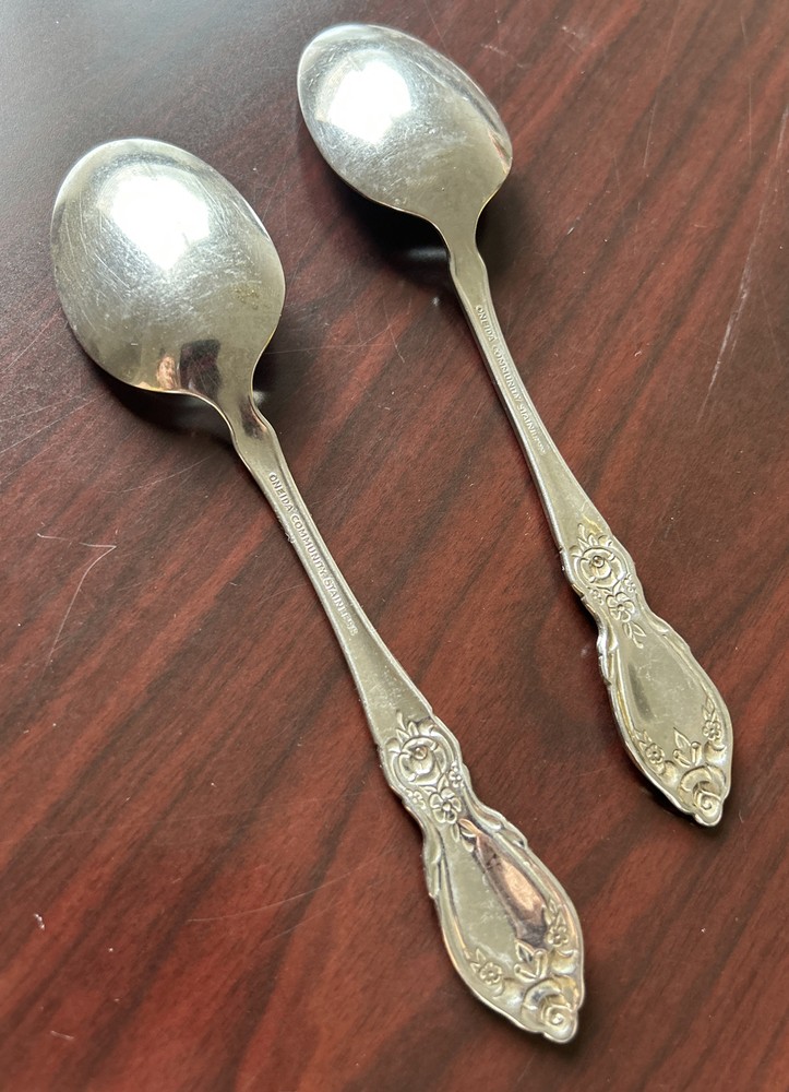 2 Teaspoons Spoons Oneida Community Stainless