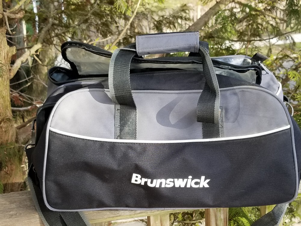 BRUNSWICK BOWLING BALL BAG FOR 2 BALLS