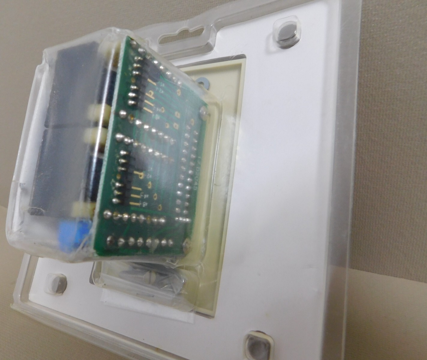 Dayton Audio 100 Watt Stereo Volume Control Ivory Wall Mount RVC-I New NIP