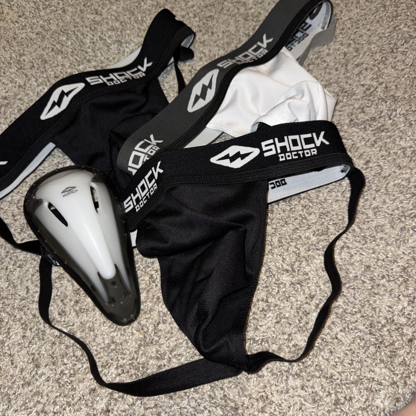 NEW MENS GROIN PROTECTION JOCKSTRAPS SUPPORTERS LOT 3 CUP L LOT SHOCK DOCTOR LG