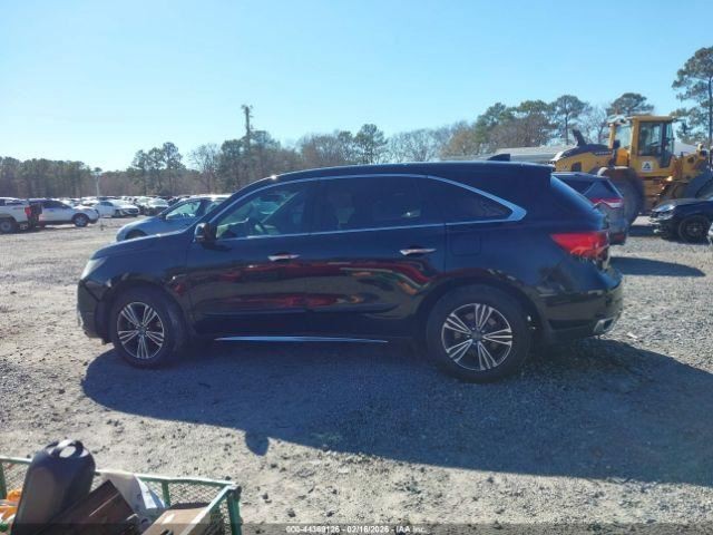 MDX 2017 Glove Box 4999948