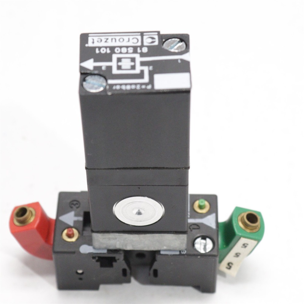 CROUZET PNEUMATIC RELAY MODULE WITH BASE 81-580-101