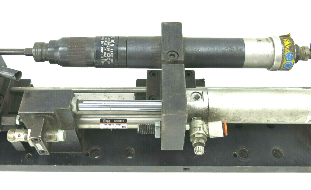SIOUX TOOLS PNUEMATIC ASSEMBLY LINE DRILL DRIVER WITH 1/4" QUICK CHANGE CHUCK