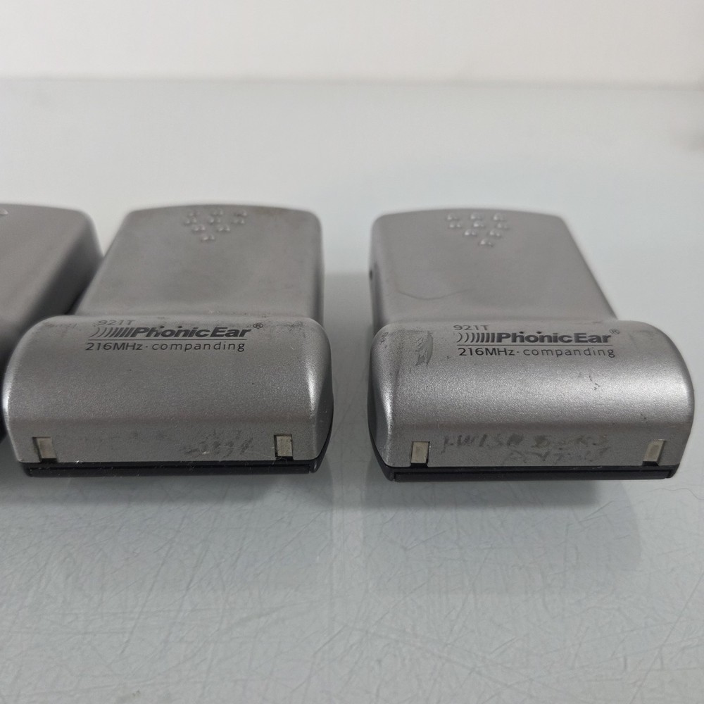 LOT OF 4 Bodyworn Transmitter 921T Radium 216MHz by Phonic Ear UNTESTED TURNS ON