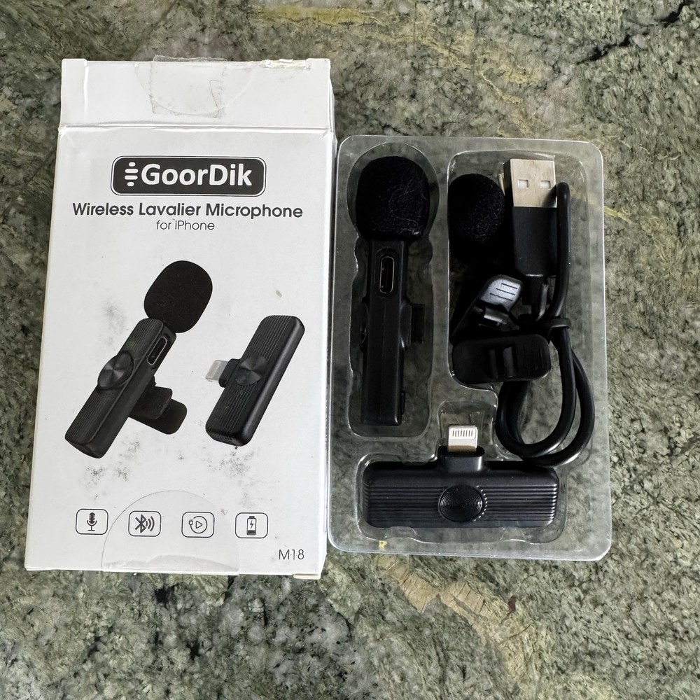 Wireless Lavalier Microphone for iphone