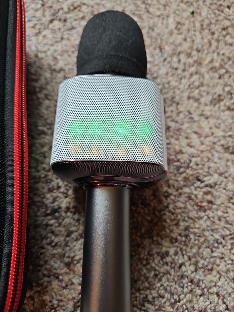 BONAOK Wireless Bluetooth Karaoke White Microphone With Carry Case