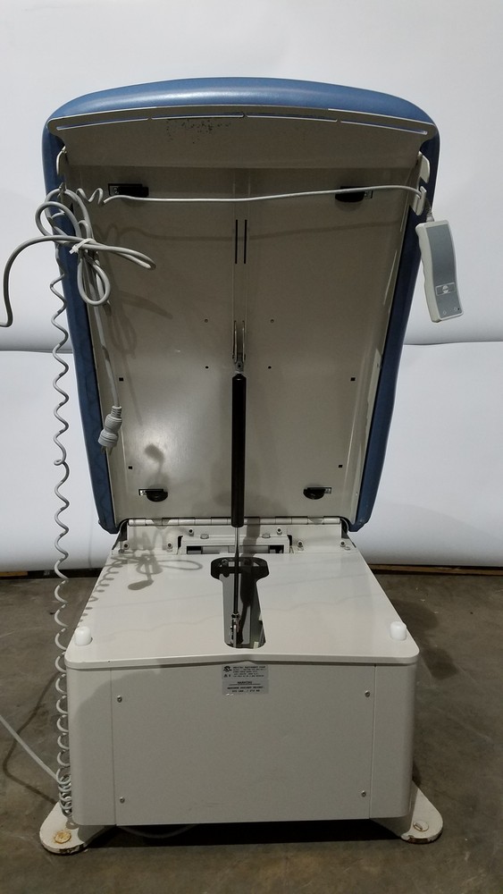 UMF 4070 Power Table With Hand Control